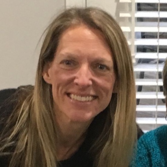 Meet your Posher, Jen - Picture 1 of 1